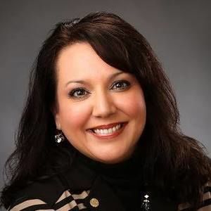 Meet your Posher, Gina